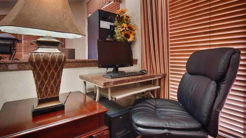 Best Western Airport Inn Pearl Zewnętrze zdjęcie